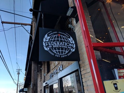 オークランドのこじんまりカジュアルなブリュワリー - Federation Brewing