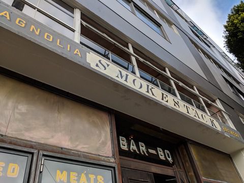 BBQとビールというコンビネーション:Smokestack at Magnolia Brewing