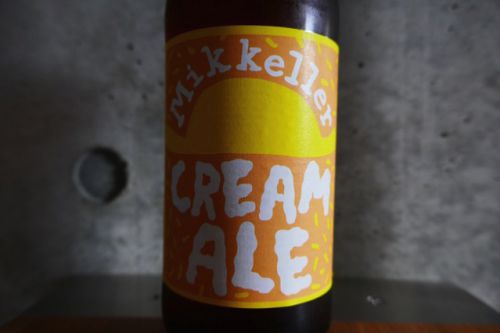 ミッケラー「クリームエール」ホップの苦味がジワっと広がり、旨味をじっくりたのしめる。