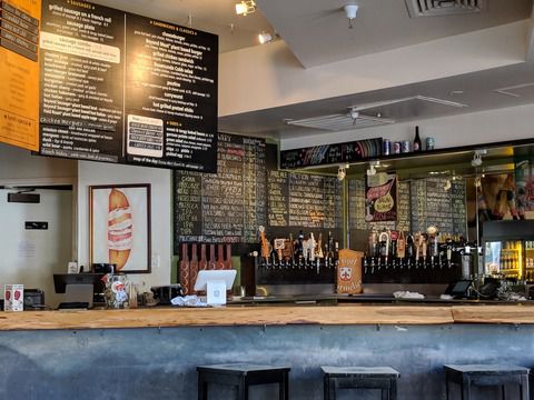 ビールとソーセージにこだわった専門店:Rosamunde Sausage Grill