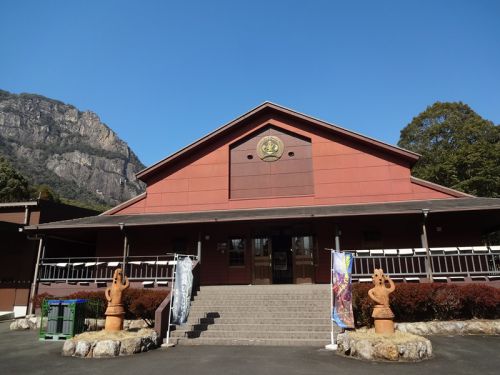いざ行縢山の麓へ　ひでじビール（その２）