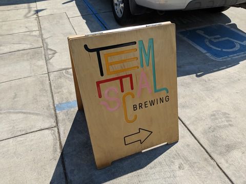 パティオとHazyなビールの相性が最高なブリュワリー: Temescal Brewing