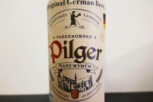 「ピルガー」ドイツのビールなのに薄味ラガーなので夏の暑い日にガブ飲みするのがお薦めのビール。