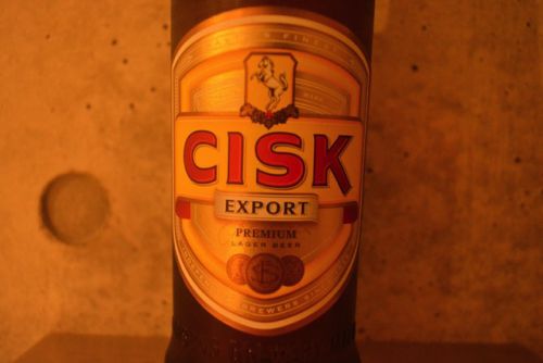 チスク 太陽の暑さを吹っ飛ばす穀物の味わいが楽しめるマルタのビール