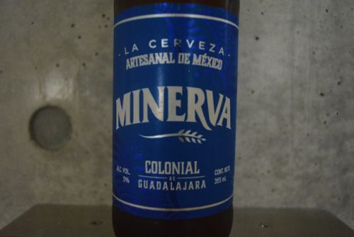 ミネルバ コロニアル 小麦を使ったフルーティーなメキシコビール。