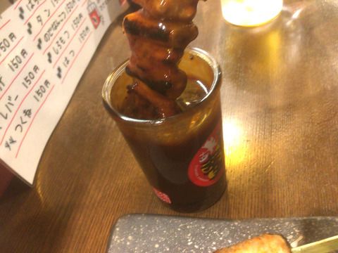 上田ミーティングの後の愉しみ、馬刺し・焼き鳥・唐揚げ・ビールでフィニッシュ。