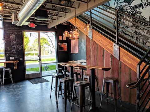 カフェの様な居心地の良いタップルーム:Armistice Brewing Company