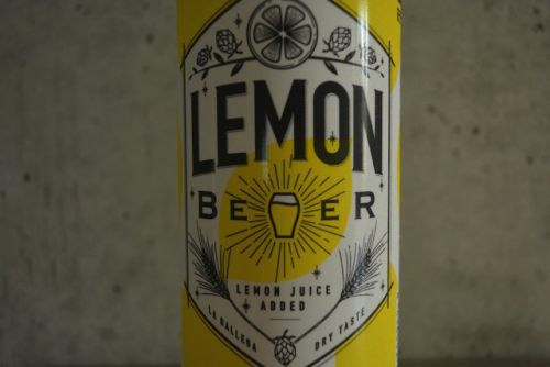 レモンビール 日本で販売されている食前酒に最適な１本。
