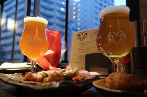 横浜・吉田町「29BY」馬肉＆焼き鳥をアテに254Beerを飲む居酒屋的ブルーパブ。