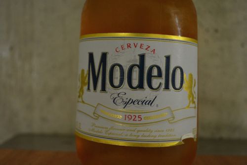 モデロ エスペシアル メキシコで一番人気のあるビール。